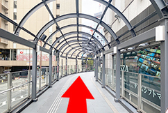 10　2F通路をそのまま直進
